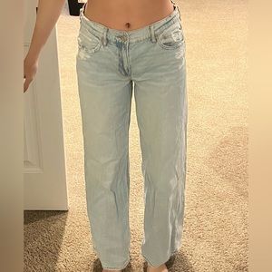 American Eagle low rise jean